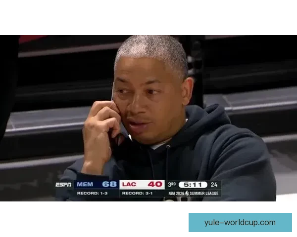 卢指导称湖人表现优秀但仍有骗犯规问题